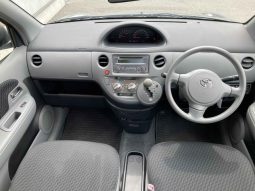 Toyota Sienta X Limited 2008 full