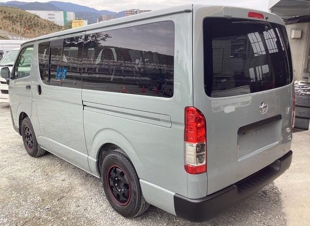 Toyota Hiace Van Long DX 2006 full