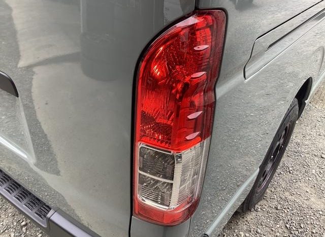 Toyota Hiace Van Long DX 2006 full