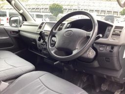 Toyota Hiace Van Long DX 2006 full