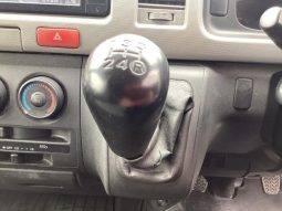 Toyota Hiace Van Long DX 2006 full