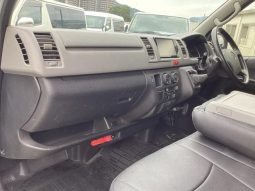 Toyota Hiace Van Long DX 2006 full