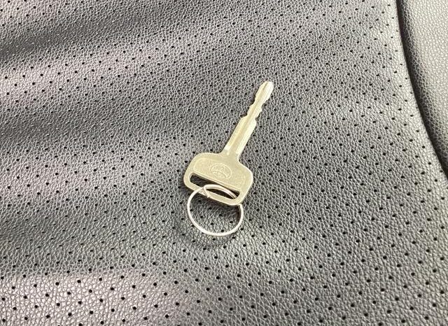 Toyota Hiace Van Long DX 2006 full