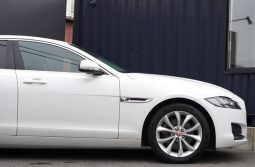 Jaguar XF Pure 2016 full