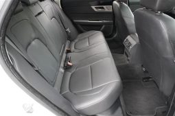 Jaguar XF Pure 2016 full