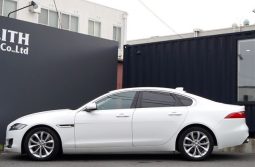 Jaguar XF Pure 2016 full