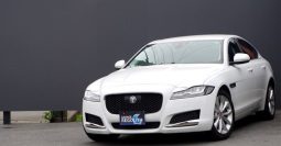 Jaguar XF Pure 2016 full