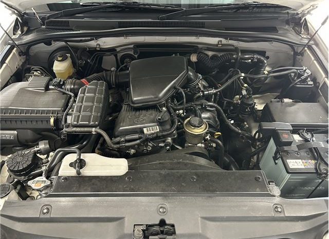 TOYOTA HILUX SURF SSR-X 2004 full