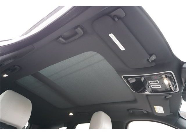 Land Rover Range Rover Velar R Dynamic S 300PS 2018 full