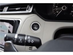 Land Rover Range Rover Velar R Dynamic S 300PS 2018 full