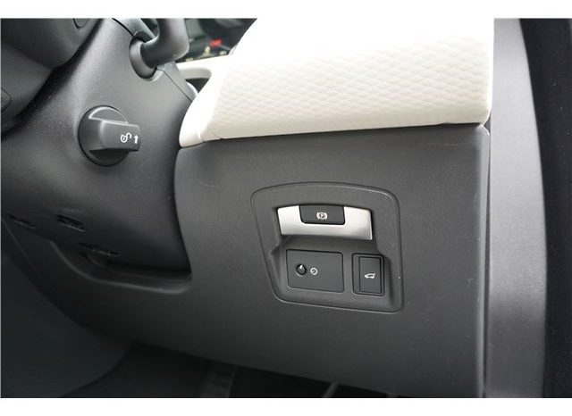 Land Rover Range Rover Velar R Dynamic S 300PS 2018 full