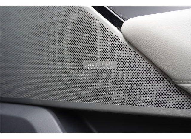 Land Rover Range Rover Velar R Dynamic S 300PS 2018 full