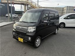 Daihatsu Atrai Wagon Custom Turbo RS Limited 2016 full