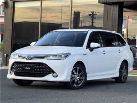 Toyota Corolla Fielder Hybrid G Aero Tourer 2017