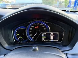 Toyota Corolla Fielder Hybrid G Aero Tourer 2017 full