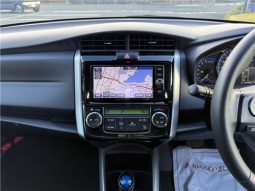 Toyota Corolla Fielder Hybrid G Aero Tourer 2017 full