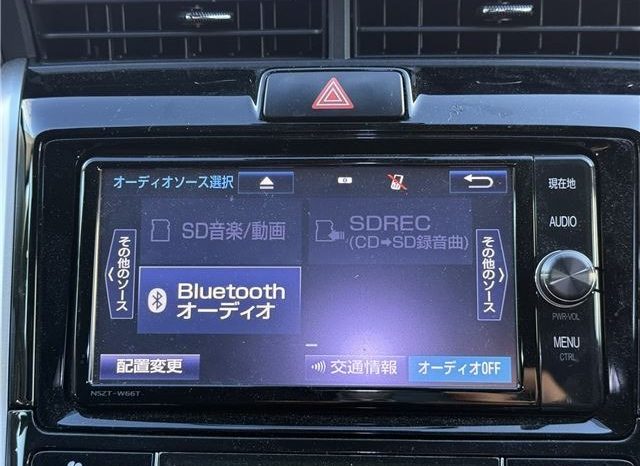 Toyota Corolla Fielder Hybrid G Aero Tourer 2017 full