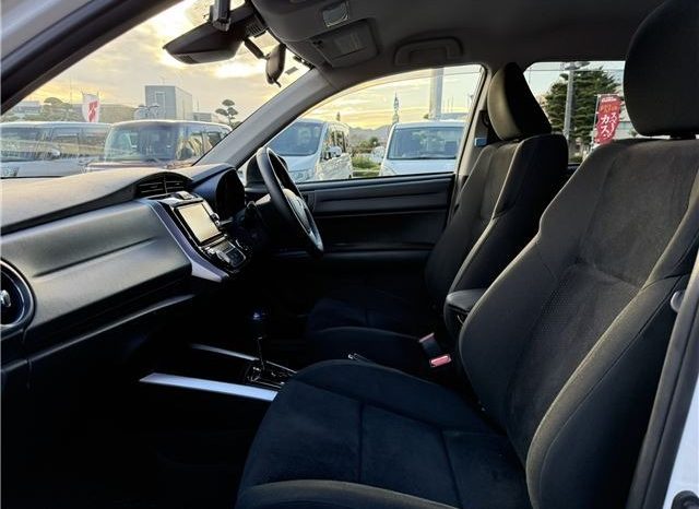 Toyota Corolla Fielder Hybrid G Aero Tourer 2017 full