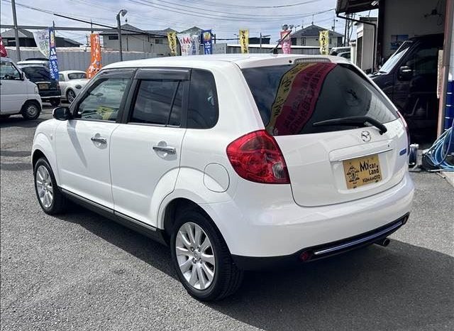 Mazda Verisa L 2013 full