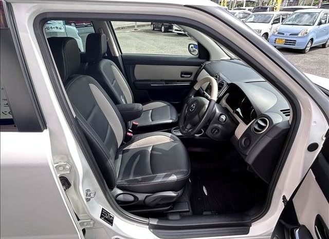 Mazda Verisa L 2013 full