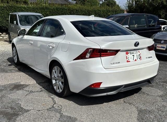 Lexus IS 300h 2016 full