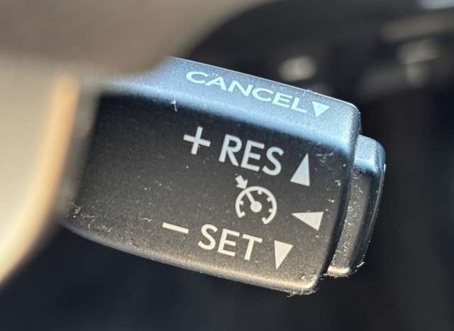 Lexus IS 300h 2016 full