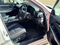 Lexus IS 300h 2016 full