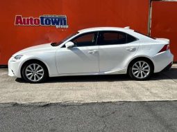 Lexus IS 300h 2016 full