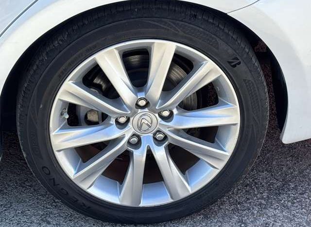 Lexus IS 300h 2016 full