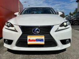 Lexus IS 300h 2016 full