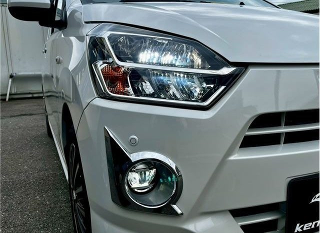 Daihatsu Mira E.S 2018 full