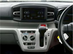 Daihatsu Mira E.S 2018 full