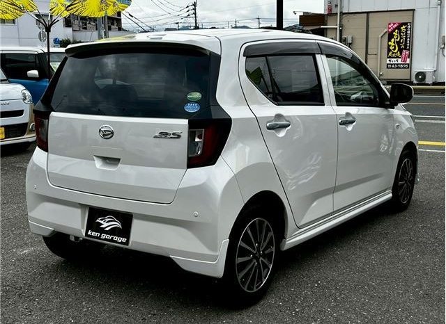 Daihatsu Mira E.S 2018 full