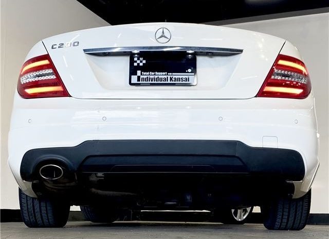 Mercedes-Benz C-Class C180 Blue Efficiency 2014 full