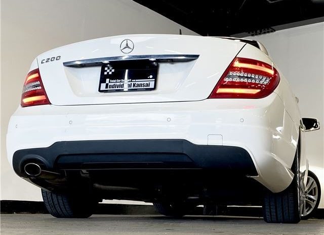 Mercedes-Benz C-Class C180 Blue Efficiency 2014 full