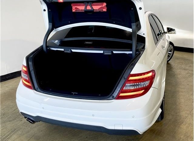 Mercedes-Benz C-Class C180 Blue Efficiency 2014 full