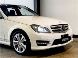 Mercedes-Benz C-Class C180 Blue Efficiency 2014 full