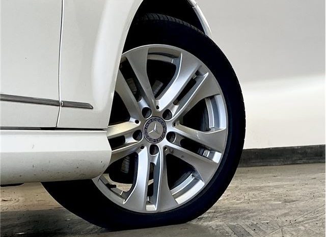 Mercedes-Benz C-Class C180 Blue Efficiency 2014 full