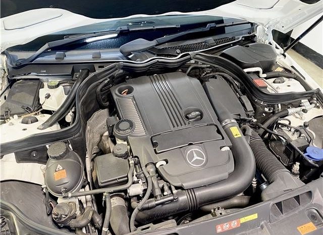 Mercedes-Benz C-Class C180 Blue Efficiency 2014 full