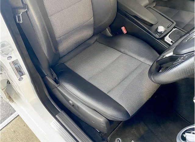 Mercedes-Benz C-Class C180 Blue Efficiency 2014 full