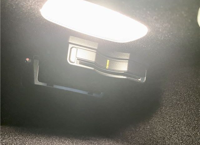 Mercedes-Benz C-Class C180 Blue Efficiency 2014 full