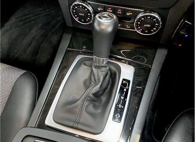 Mercedes-Benz C-Class C180 Blue Efficiency 2014 full