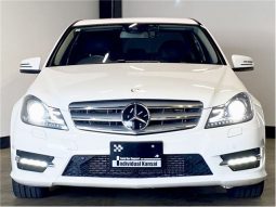 Mercedes-Benz C-Class C180 Blue Efficiency 2014 full