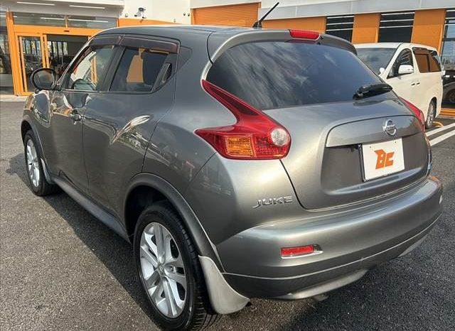 Nissan Juke 15RX 2010 full