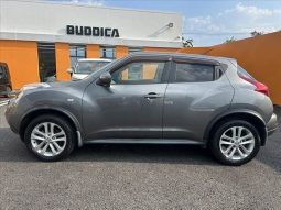 Nissan Juke 15RX 2010 full