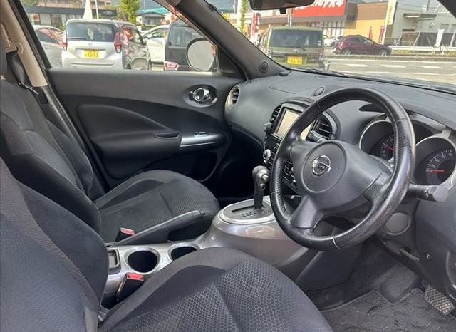 Nissan Juke 15RX 2010 full