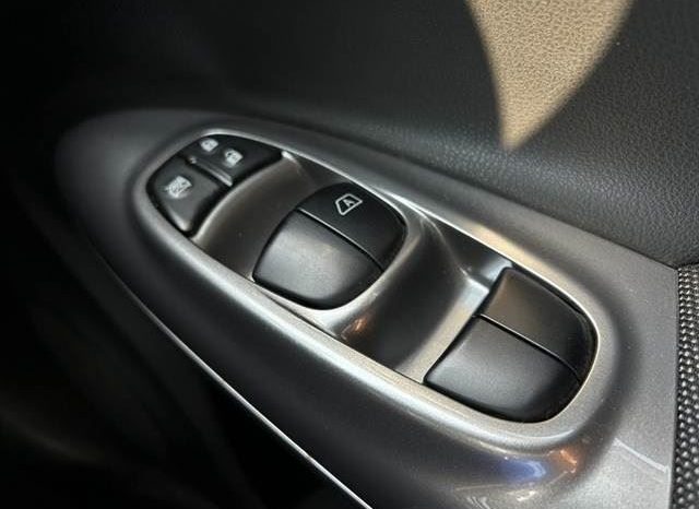 Nissan Juke 15RX 2010 full