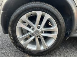 Nissan Juke 15RX 2010 full