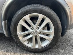 Nissan Juke 15RX 2010 full