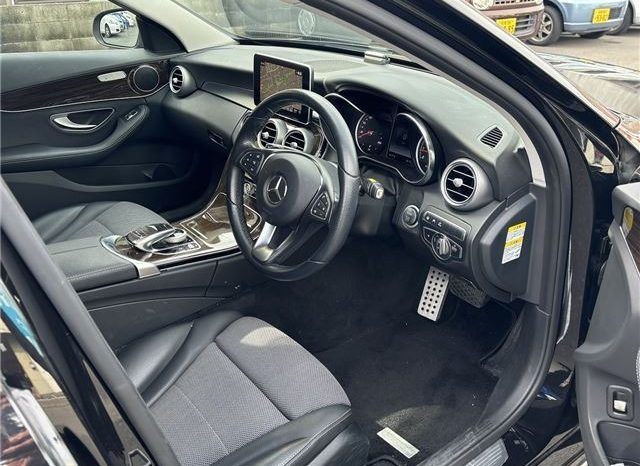 Mercedes-Benz C-Class C200 Avantgarde 2017 full